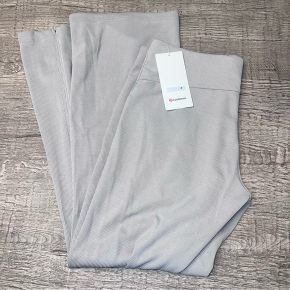 NWT Lululemon Brushed Softstreme Ribbed Zip Flared Pant 32.5" size 14 RVSN - Picture 4 of 7